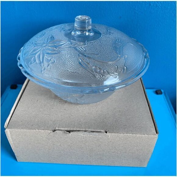 Clear Glass Candy Dish withy Lid - Picture 2 of 4